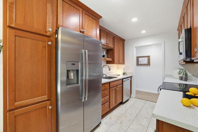 255 S Rengstorff Avenue 173, Mountain View, CA 94040