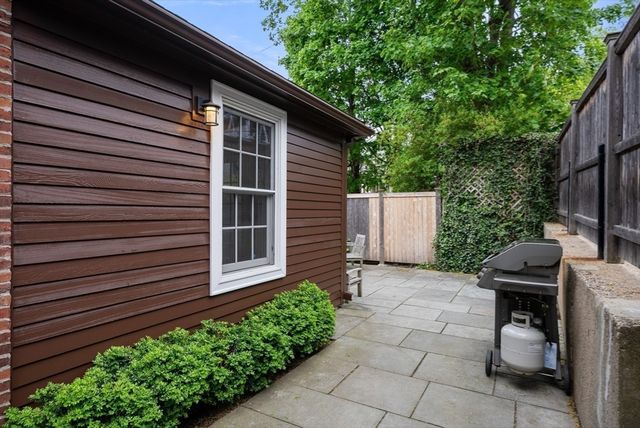 91 N Street, Boston, MA 02127