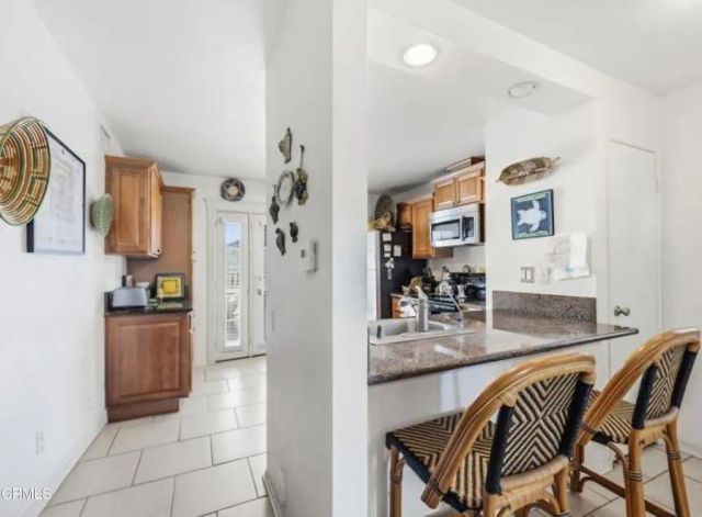 5211 Village 5, Camarillo, CA 93012