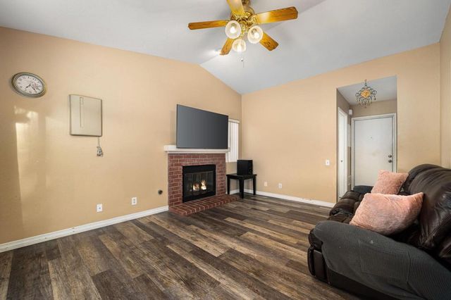 75451 Santa Fe Trail, Palm Desert, CA 92211