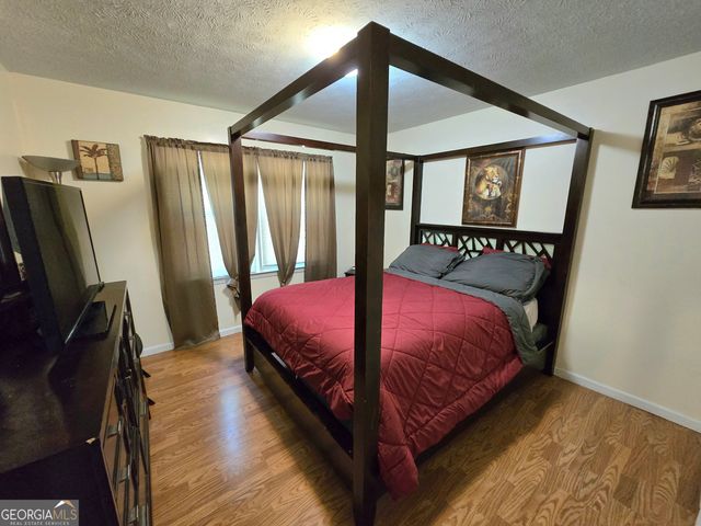 155 N Fayette Court, Fayetteville, GA 30214