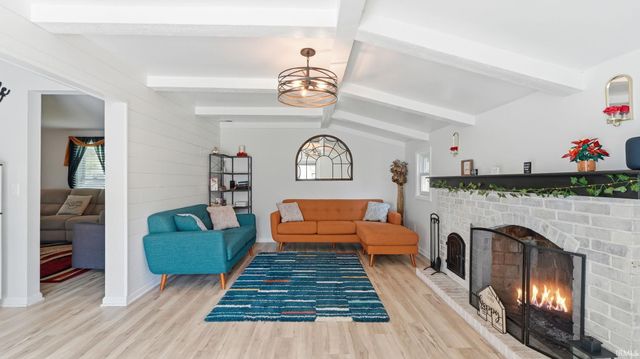 7608 Hope Farm Road, Fort Wayne, IN 46815