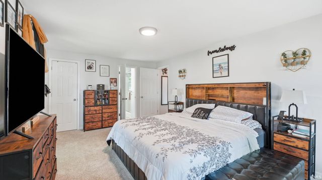 7608 Hope Farm Road, Fort Wayne, IN 46815