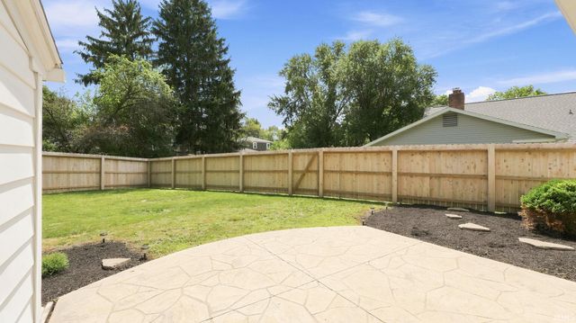 7608 Hope Farm Road, Fort Wayne, IN 46815