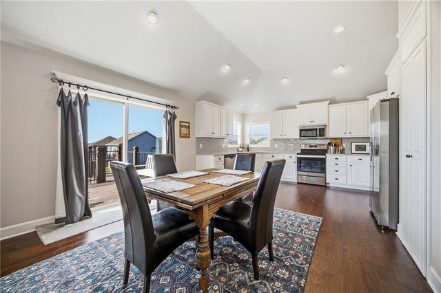 16029 Glenview Street, Basehor, KS 66007