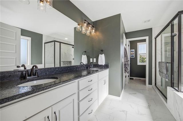16029 Glenview Street, Basehor, KS 66007