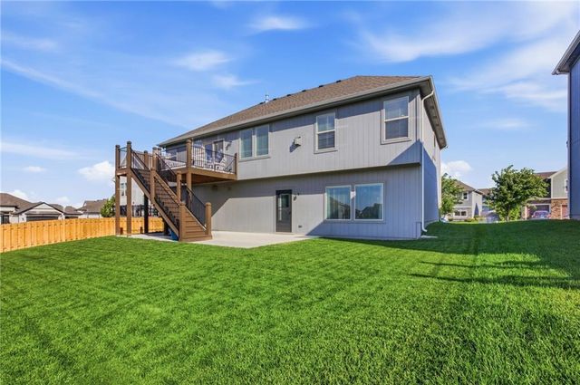 16029 Glenview Street, Basehor, KS 66007