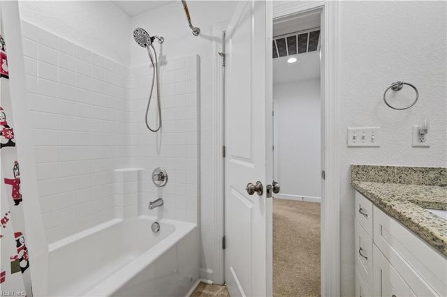 2421 Trafton PL, Chesapeake, VA 23320