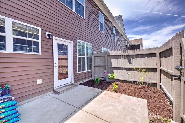 2421 Trafton PL, Chesapeake, VA 23320