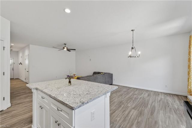 2421 Trafton PL, Chesapeake, VA 23320