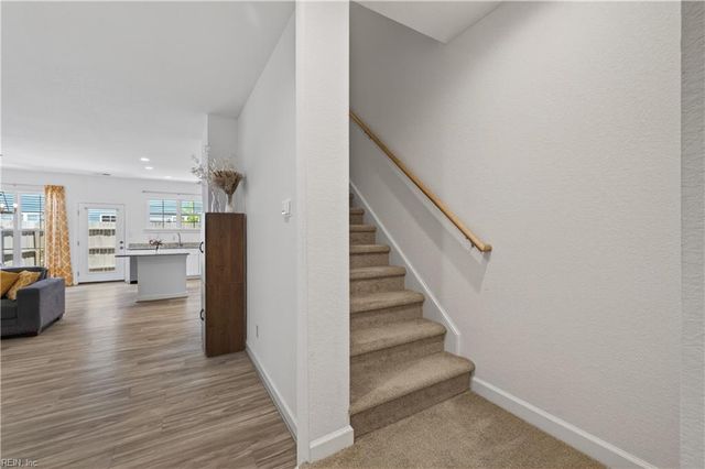 2421 Trafton PL, Chesapeake, VA 23320