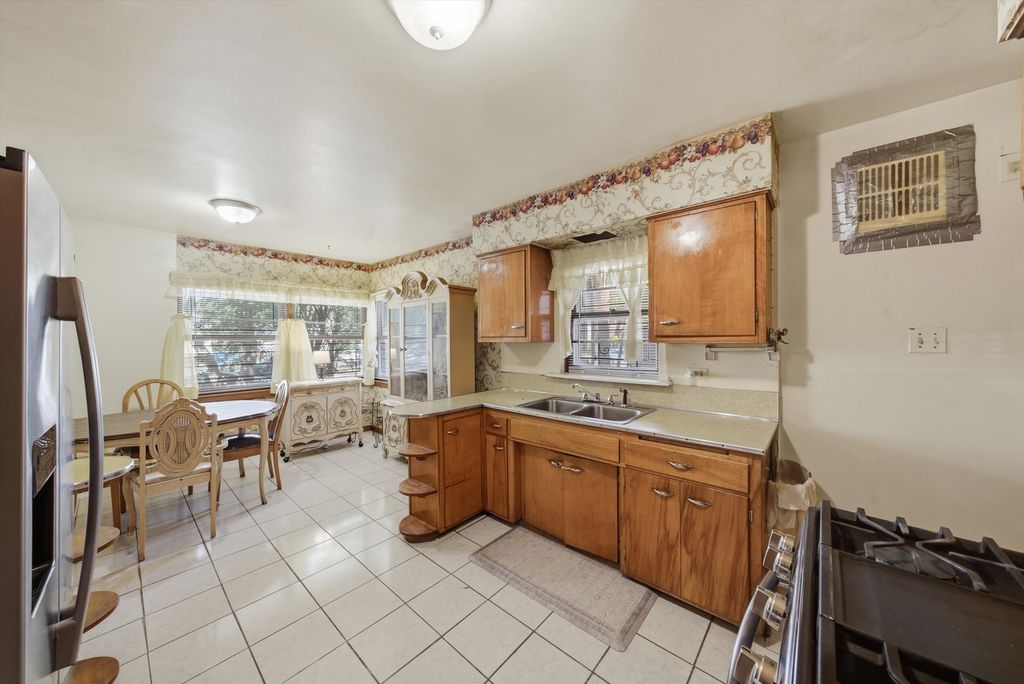 855 W 73rd Street, Chicago, IL 60621 — photo 5