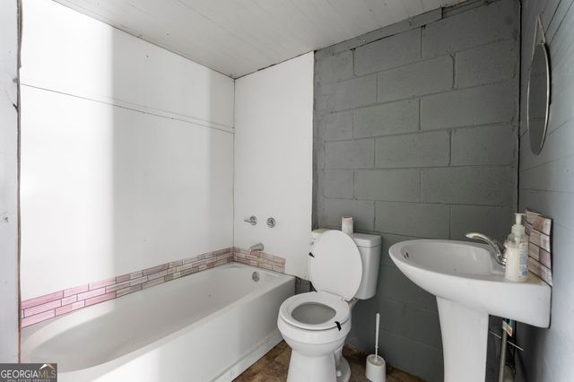 450 S Oak Street, Jackson, GA 30233