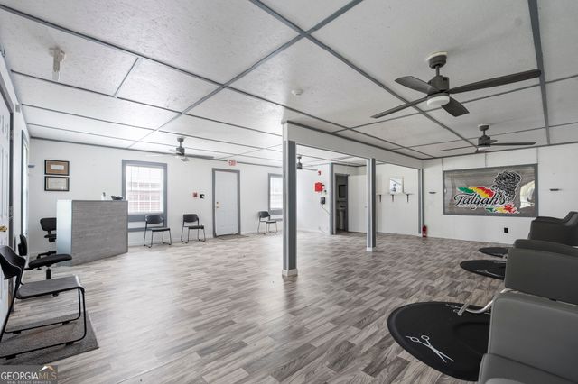 450 S Oak Street, Jackson, GA 30233