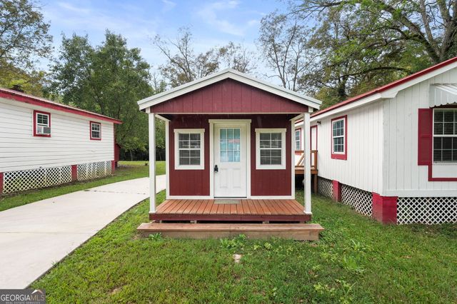 450 S Oak Street, Jackson, GA 30233