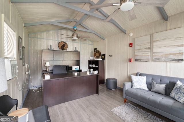 450 S Oak Street, Jackson, GA 30233