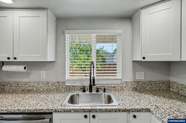 140 Marilyn St NE, Albany, OR 97322