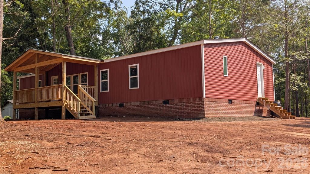 9401 Seymour Lane, Davidson, NC 28036