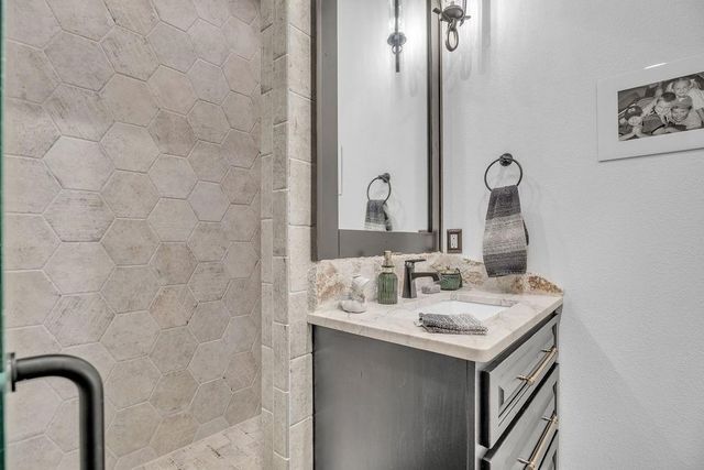 911 Mountain Park Dr, Big Spring, TX 79720