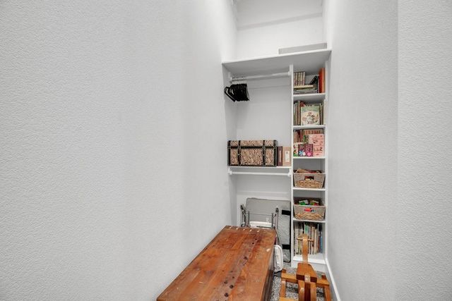 911 Mountain Park Dr, Big Spring, TX 79720