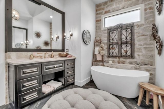 911 Mountain Park Dr, Big Spring, TX 79720