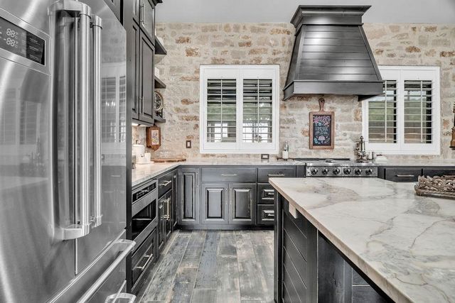 911 Mountain Park Dr, Big Spring, TX 79720