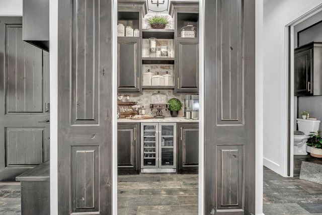 911 Mountain Park Dr, Big Spring, TX 79720