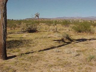 528 Landers Lane, Landers, CA 92285