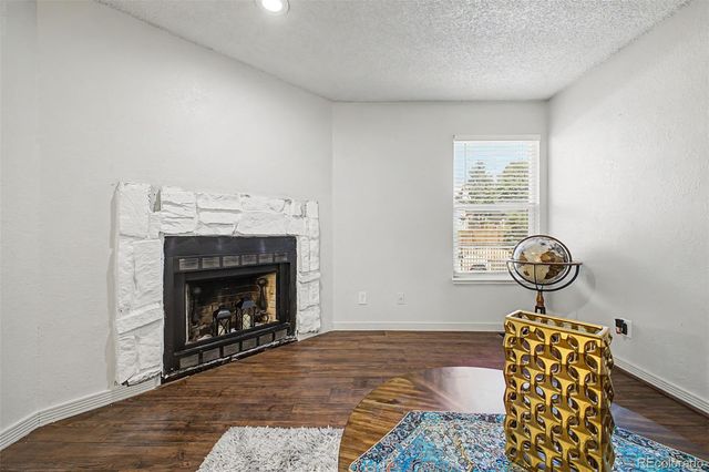 909 S Dawson Way 1, Aurora, CO 80012