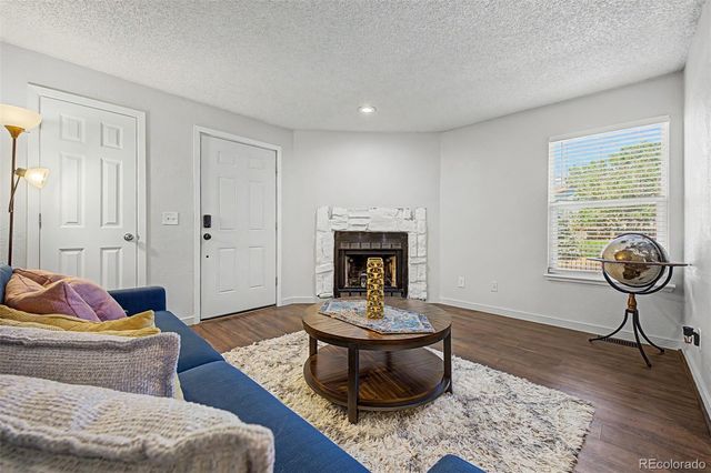 909 S Dawson Way 1, Aurora, CO 80012