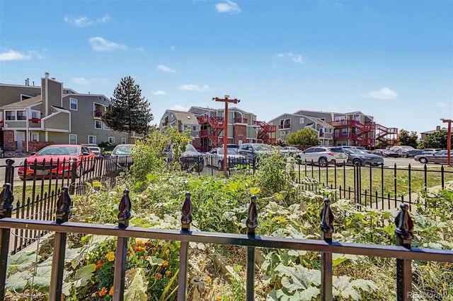 909 S Dawson Way 1, Aurora, CO 80012