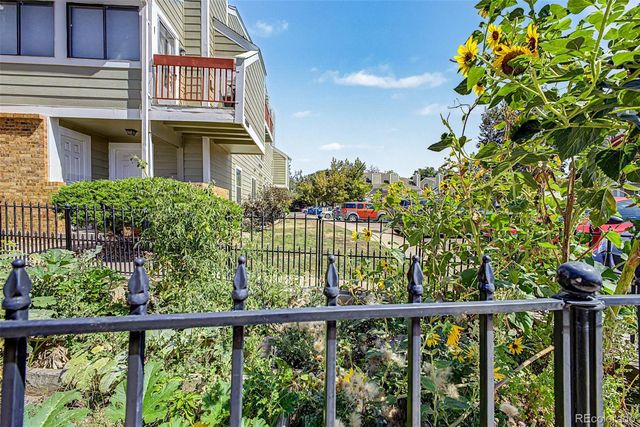 909 S Dawson Way 1, Aurora, CO 80012
