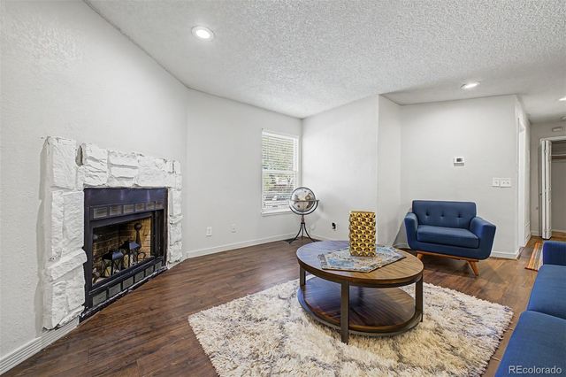 909 S Dawson Way 1, Aurora, CO 80012