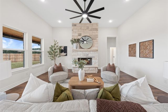 11042 Eagle Walk BLVD, Salado, TX 76571