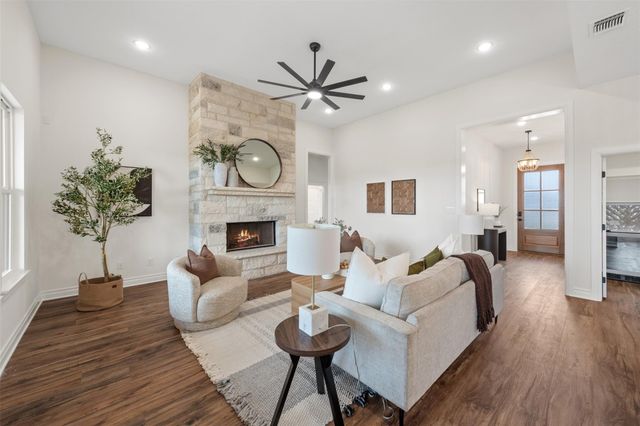 11042 Eagle Walk BLVD, Salado, TX 76571