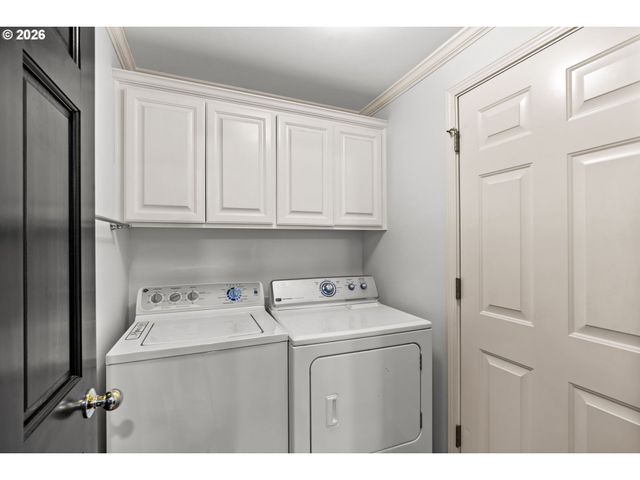 1265 FROGS LEAP Ln, Eugene, OR 97404