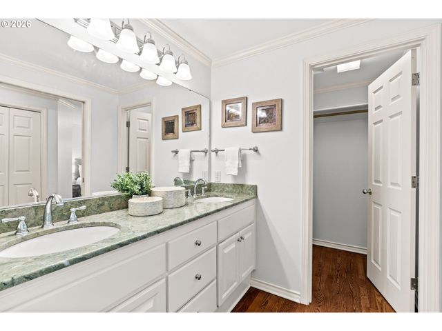 1265 FROGS LEAP Ln, Eugene, OR 97404