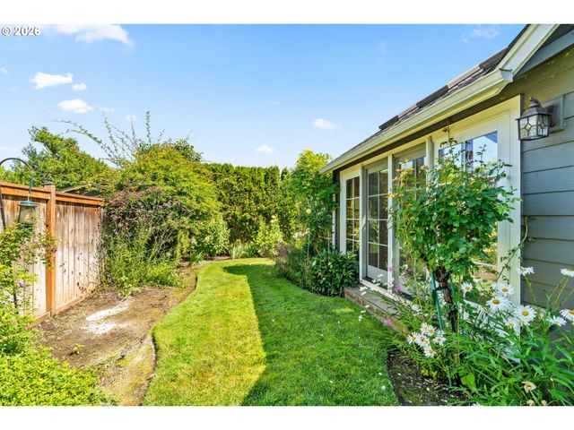 1265 FROGS LEAP Ln, Eugene, OR 97404