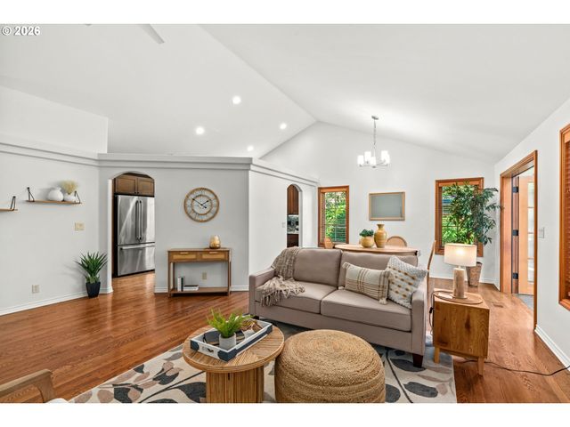 1265 FROGS LEAP Ln, Eugene, OR 97404