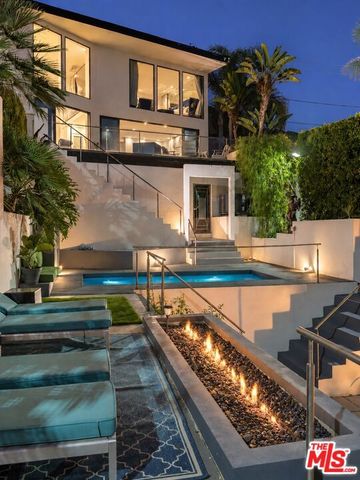 8380 Hollywood Boulevard, Los Angeles, CA 90069