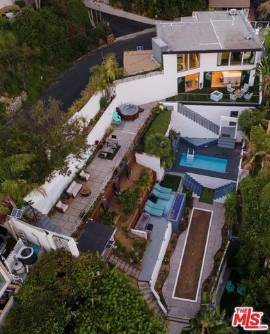 8380 Hollywood Boulevard, Los Angeles, CA 90069