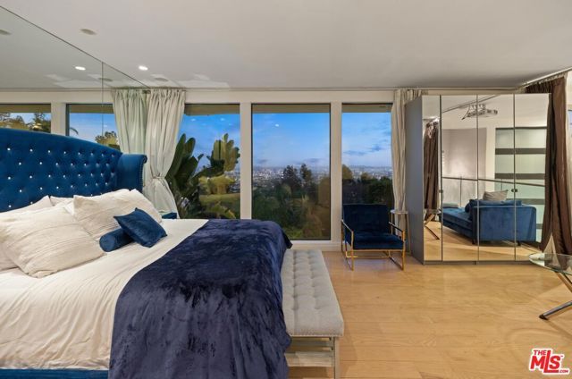 8380 Hollywood Boulevard, Los Angeles, CA 90069