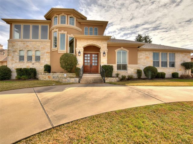 210 Clubhouse DR, Lakeway, TX 78734
