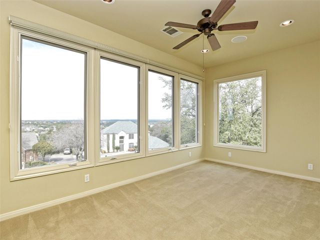 210 Clubhouse DR, Lakeway, TX 78734
