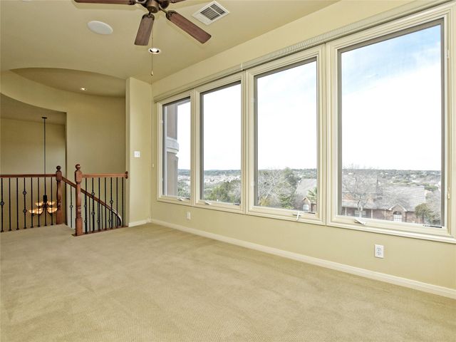 210 Clubhouse DR, Lakeway, TX 78734