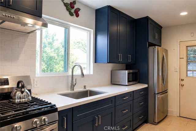 10239 Garfield, South Gate, CA 90280