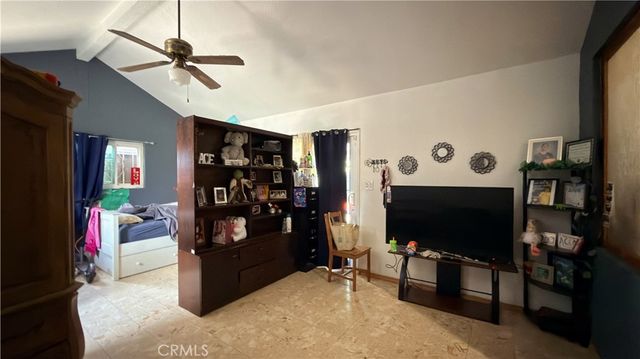 10239 Garfield, South Gate, CA 90280