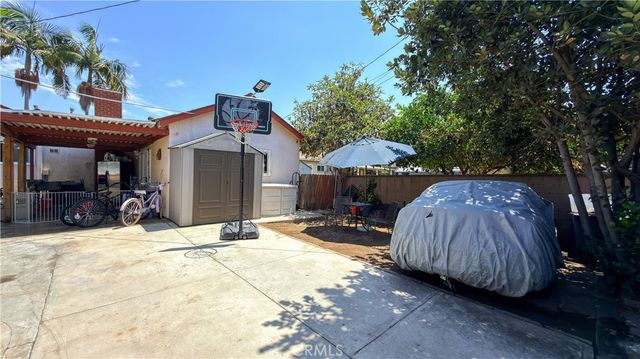 10239 Garfield, South Gate, CA 90280