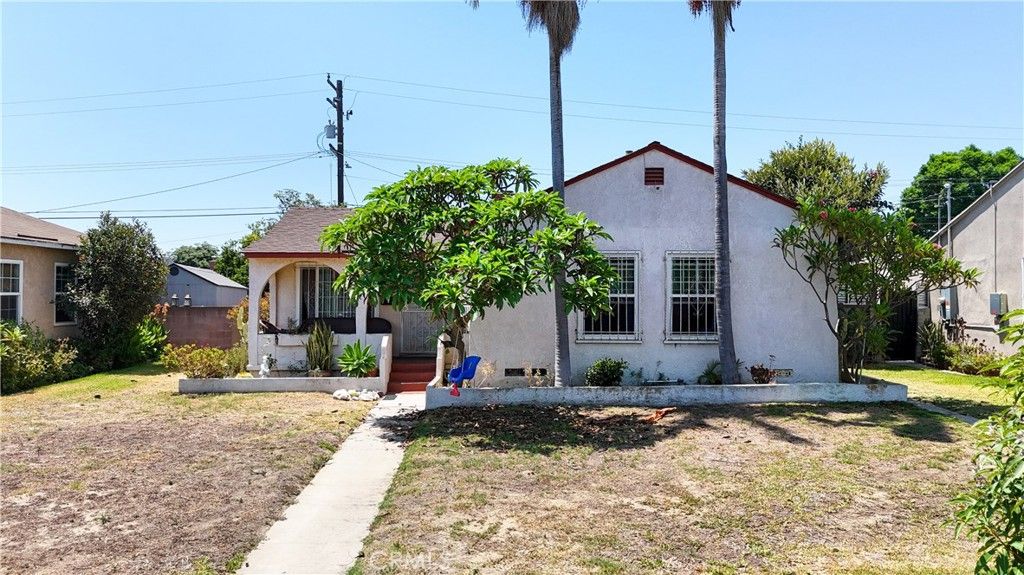 10239 Garfield, South Gate, CA 90280