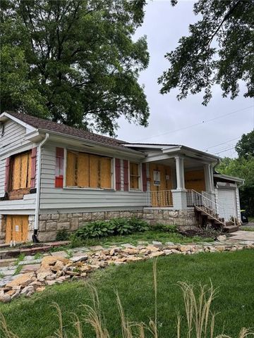 5326 STRANG Drive, Mission, KS 66202
